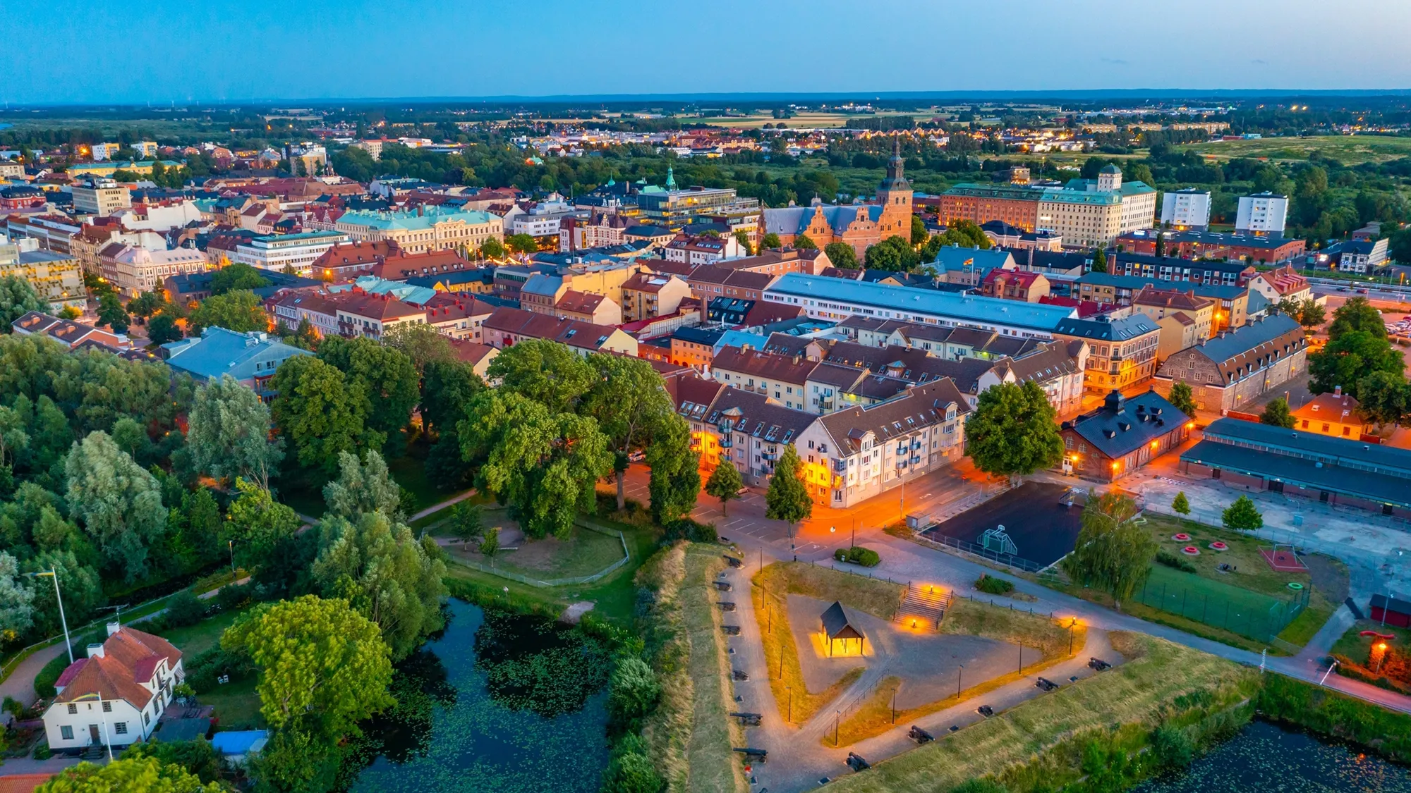 Vy över Kristianstad där Bredablick städar